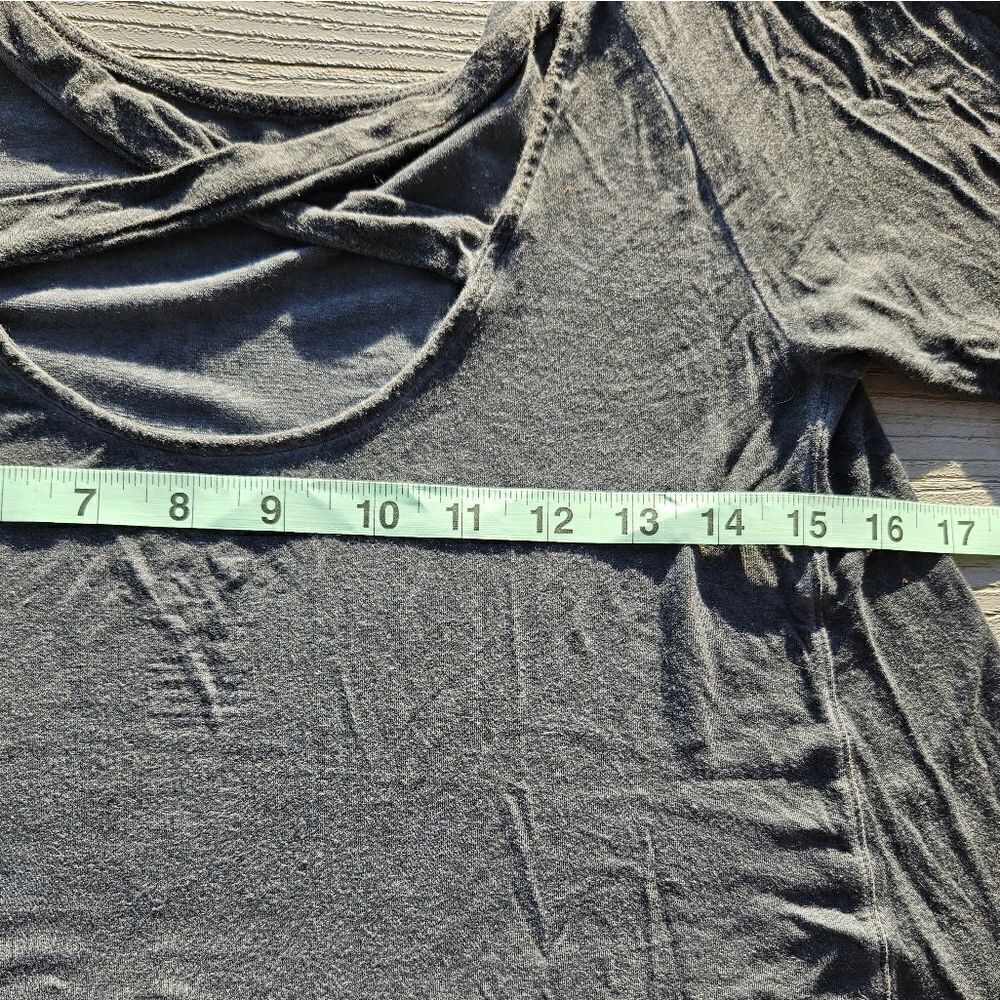 Soft & Sexy AEO T 1977. Viscose long sleeve shirt by American Eagle Outfitters. - Picture 15 of 16